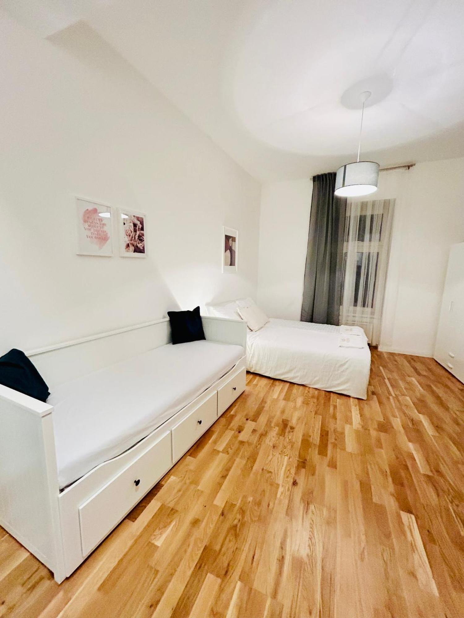 New Apartments Complex Prague Florenc Esterno foto
