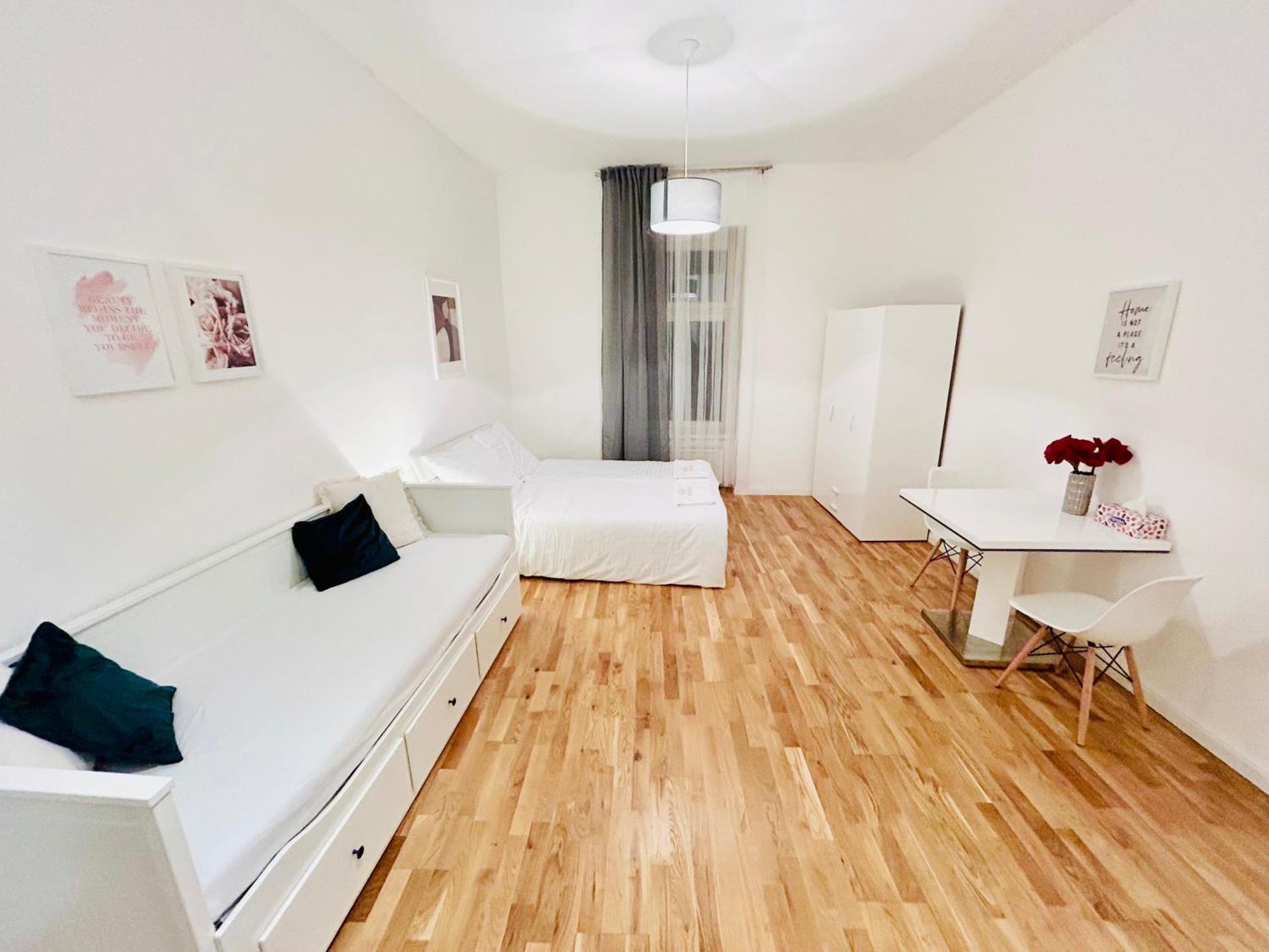 New Apartments Complex Prague Florenc Esterno foto