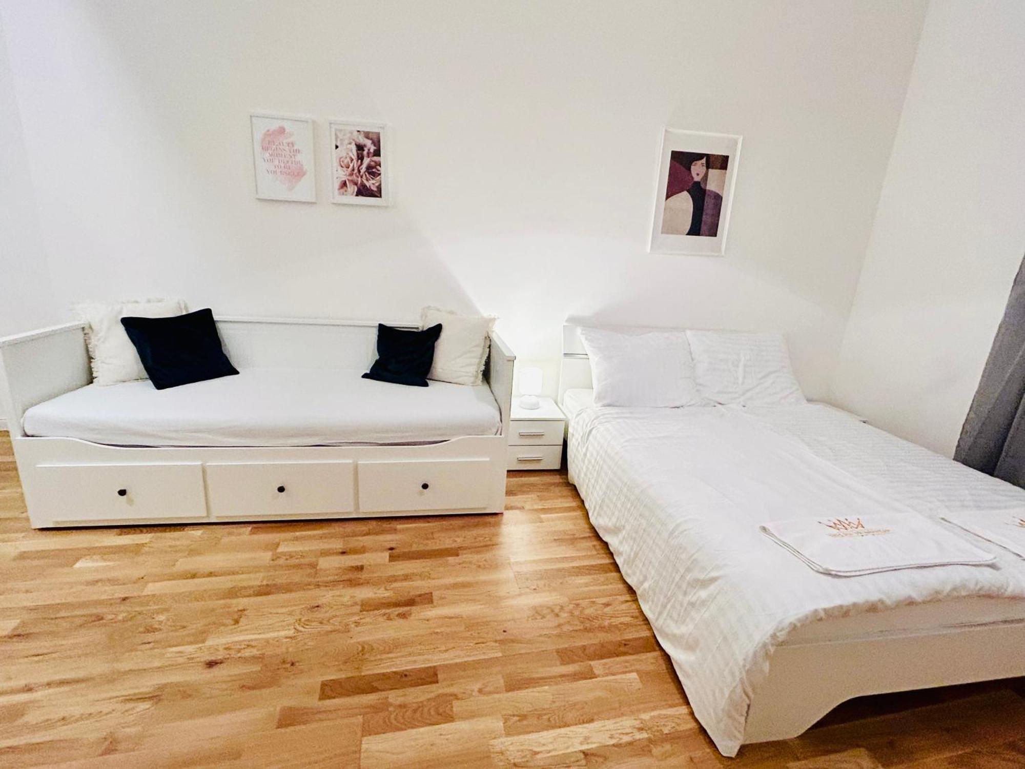 New Apartments Complex Prague Florenc Esterno foto